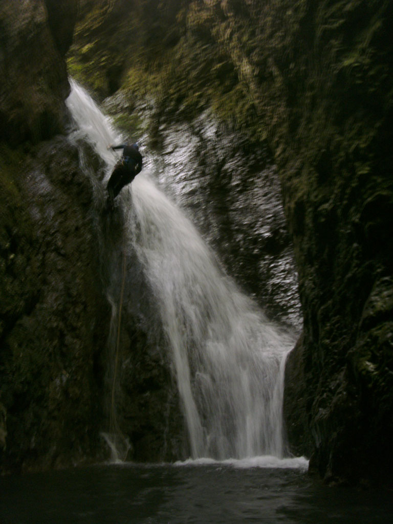 canyoning-matese-peschio-rosso-19