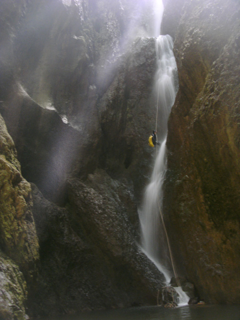 canyoning-matese-peschio-rosso-28