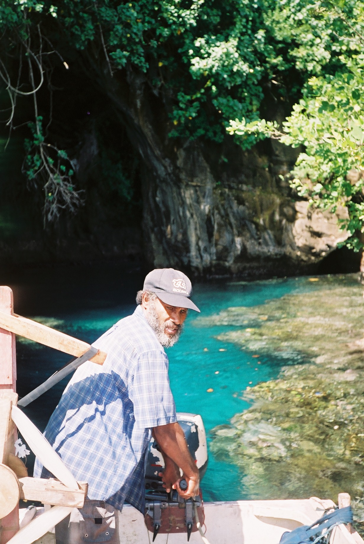 Shallow reef outside Hole of the Moon Cave