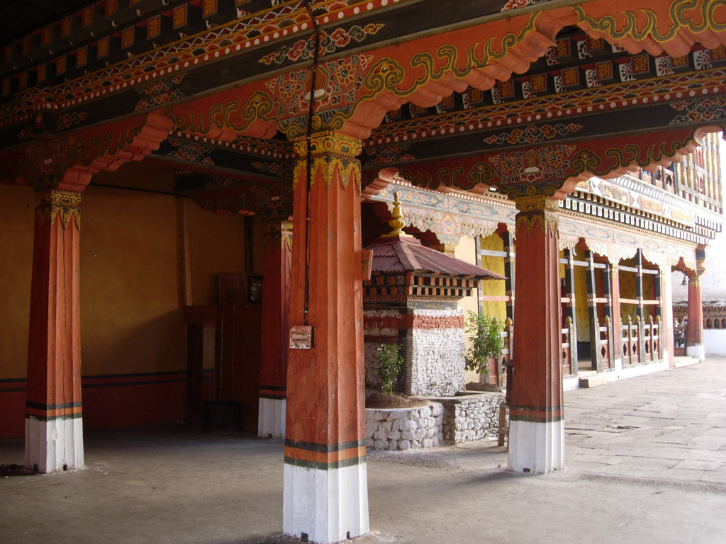 2006-04-12_10-54-29_Bhutan