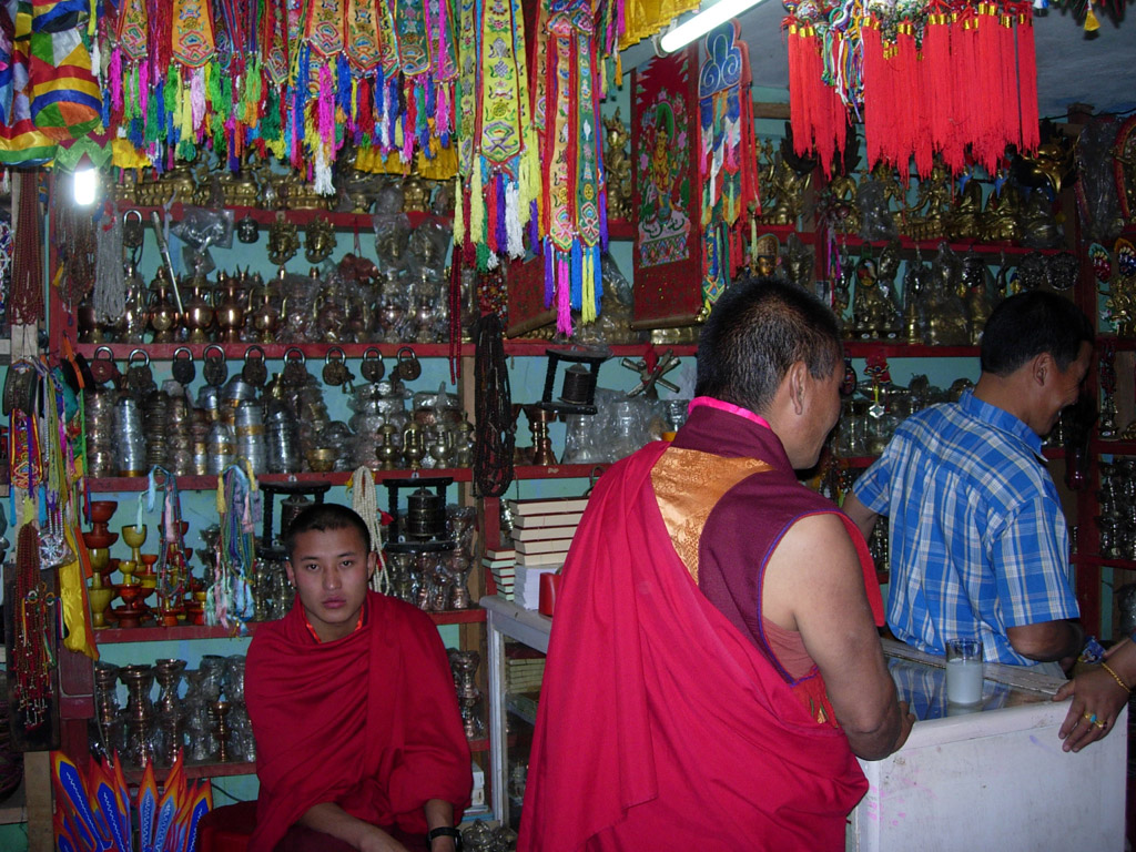 2006-04-12_13-13-33_Bhutan