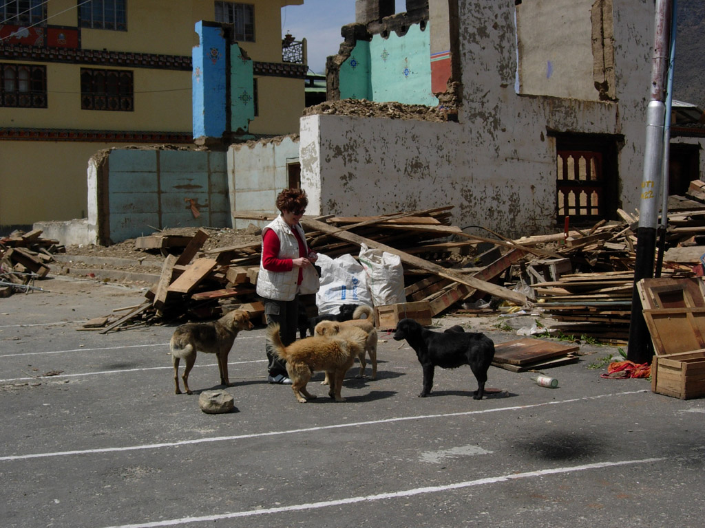 2006-04-14_09-02-04_Bhutan