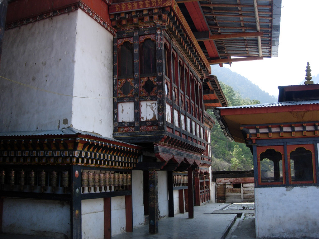 2006-04-14_10-02-06_Bhutan