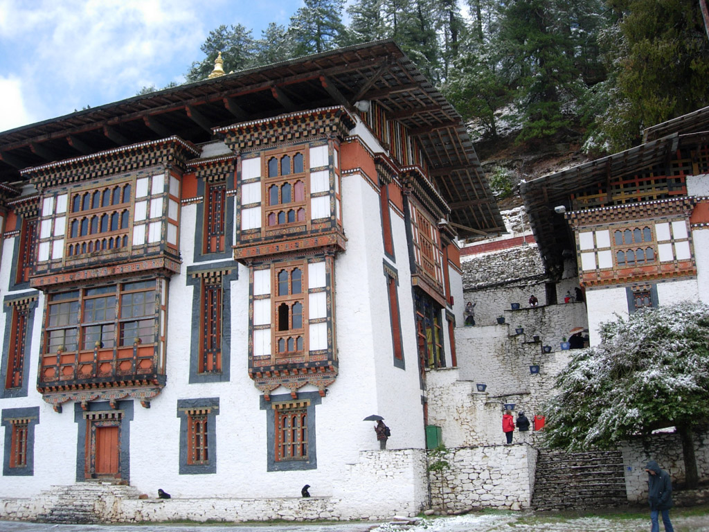 2006-04-19_07-36-35_Bhutan