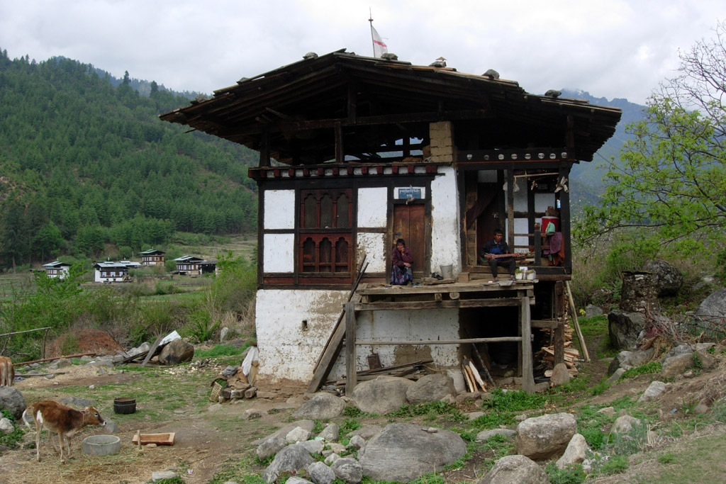 2006-04-22_04-43-28_Bhutan