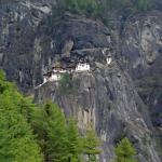 2006-04-22_06-21-31_Bhutan